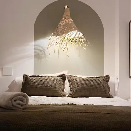 Casa Alhori アパート